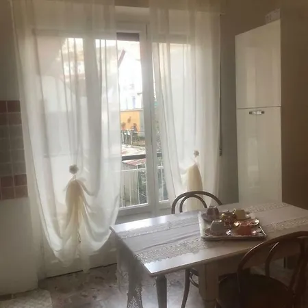 Rita's House Apartman *